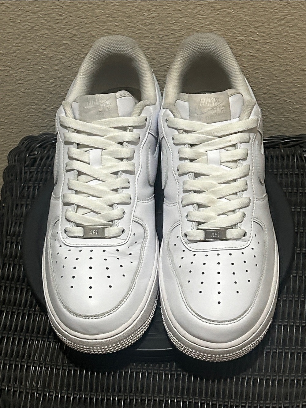 Nike Air Force 1 Low ‘07 Triple White CW2288-111 - Picture 3 of 7